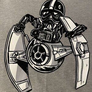 Under Armour Star Wars Short Sleeve Gray T Shirt Boys Youth Medium EUC Loose Fit